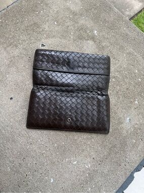 Bottega Veneta Intrecciato Continental Wallet | Dark Brown/Black Leather